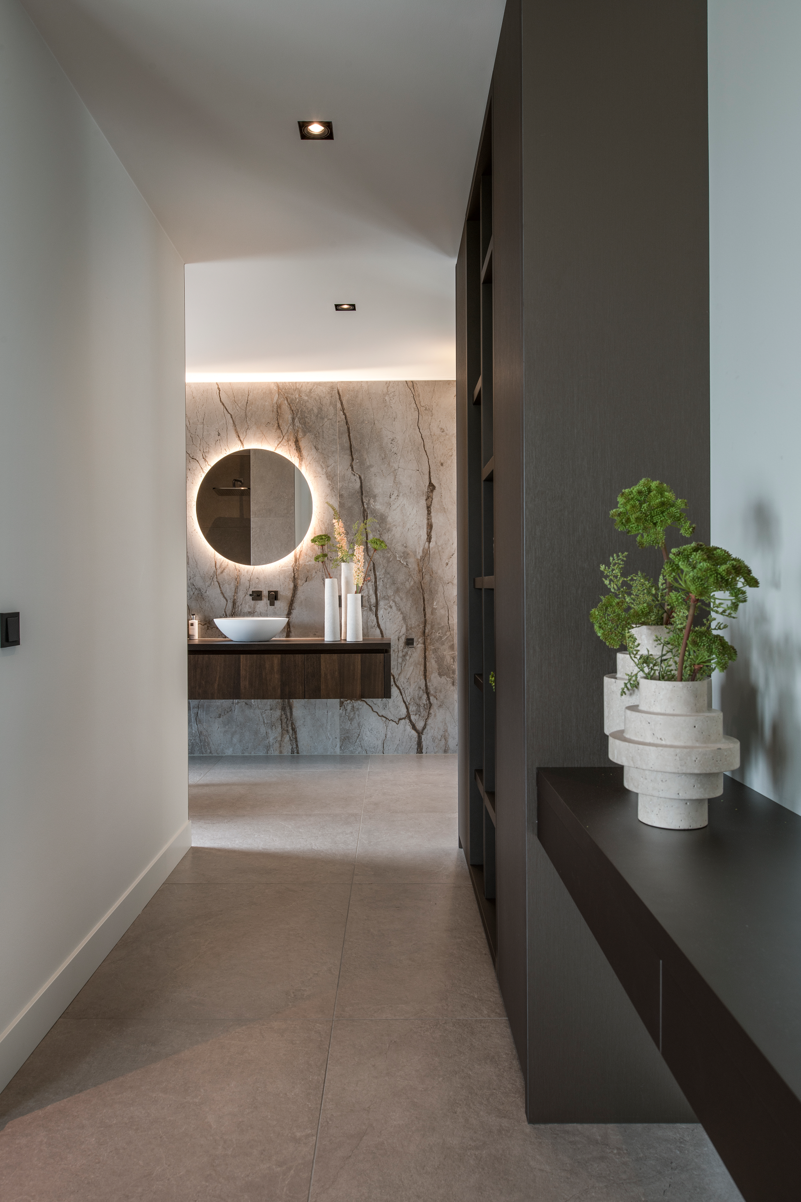 kastenwand, badkamer, 